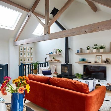 The Loft House - Beautiful House In Best Location Bath Bagian luar foto